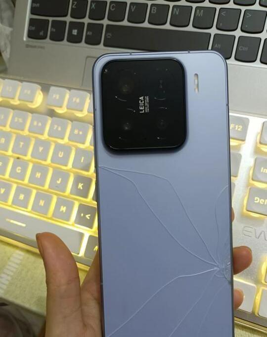 呜呜呜我的小米15  大年初三才购入的,昨晚自己从