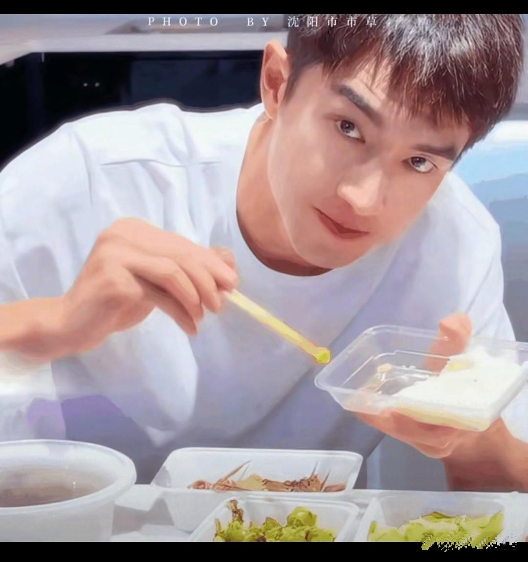 林更新超会怼黑演《玫瑰的故事》方文协时网友就说还好是他演不然