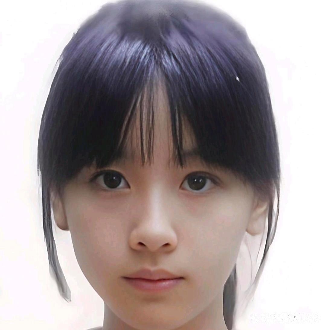 想当年证件照校花大赛章泽天第二陈都灵可是冠军