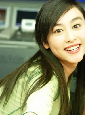 还记得一位叫朱丽叶的女主持人吗?