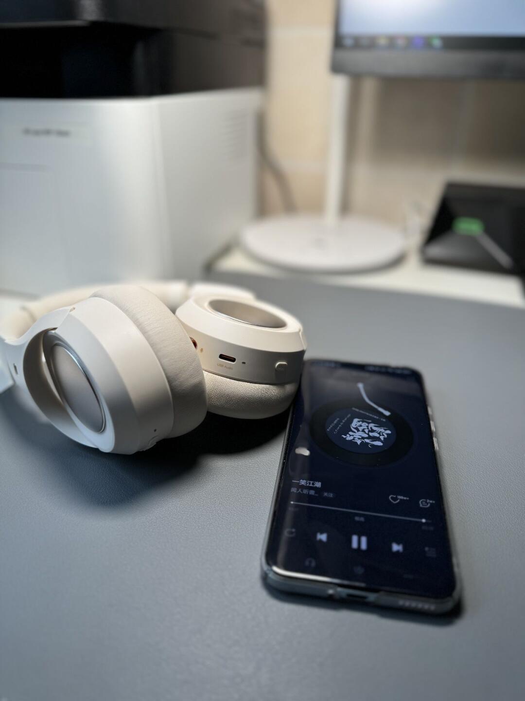 ikf king 头戴式耳机,为你带来皇室般的音乐体验