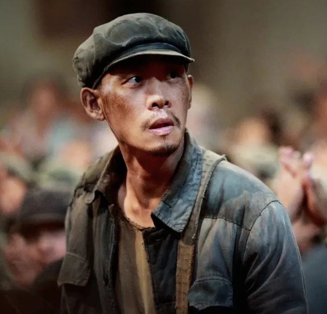 就在这令人瞩目的时刻,张译与张颂文这对因《狂飙》结缘的"强欣针"