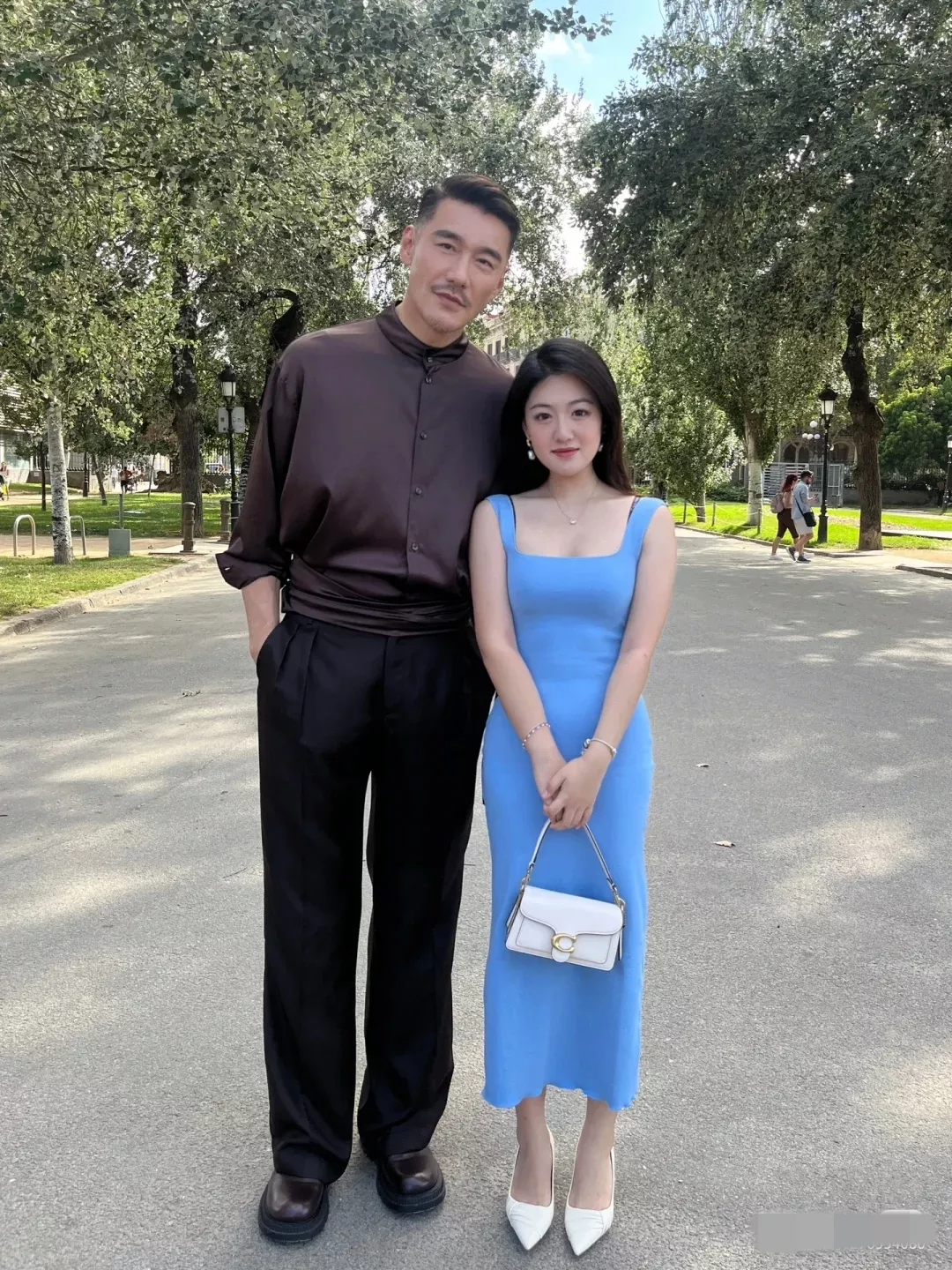 胡兵到底是喜欢女人,还是男人 #我要上热门