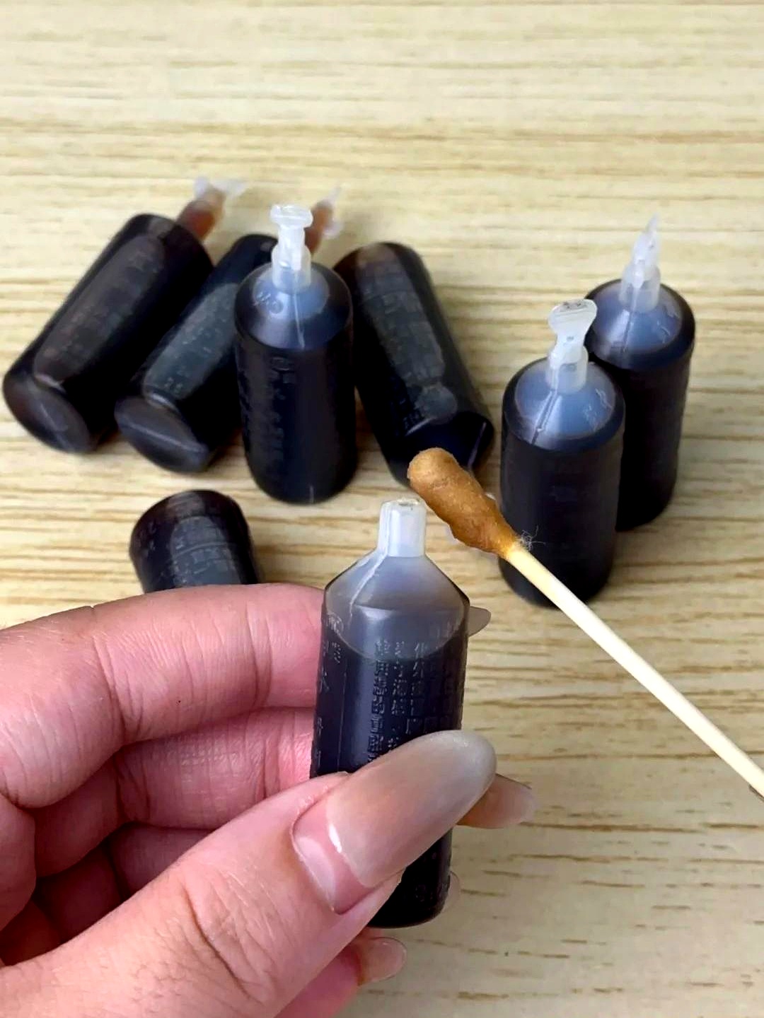 我的头发从白变黑已经两年了,很多人问我是怎么做到