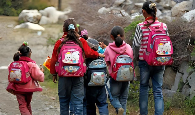 江西乡村 教育困境 城乡差距相关图片2