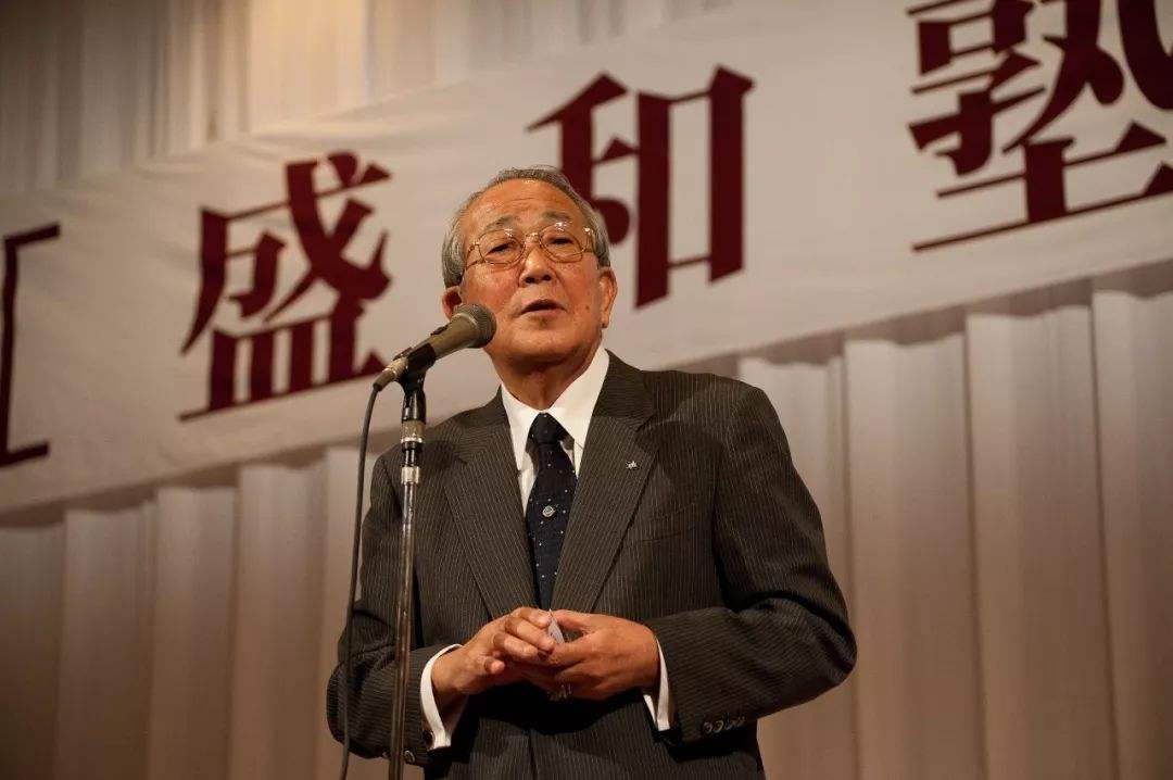 日本哲学系教授(日本哲学系教授工资)