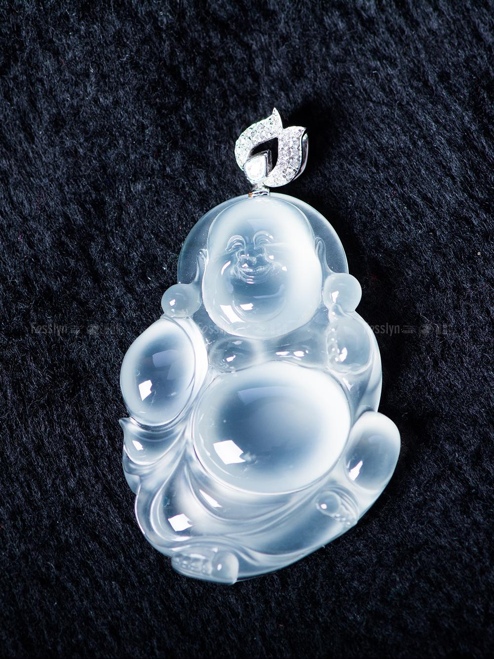 心中的大逍遥和大自在最重要 「福盛隆翡翠珠宝