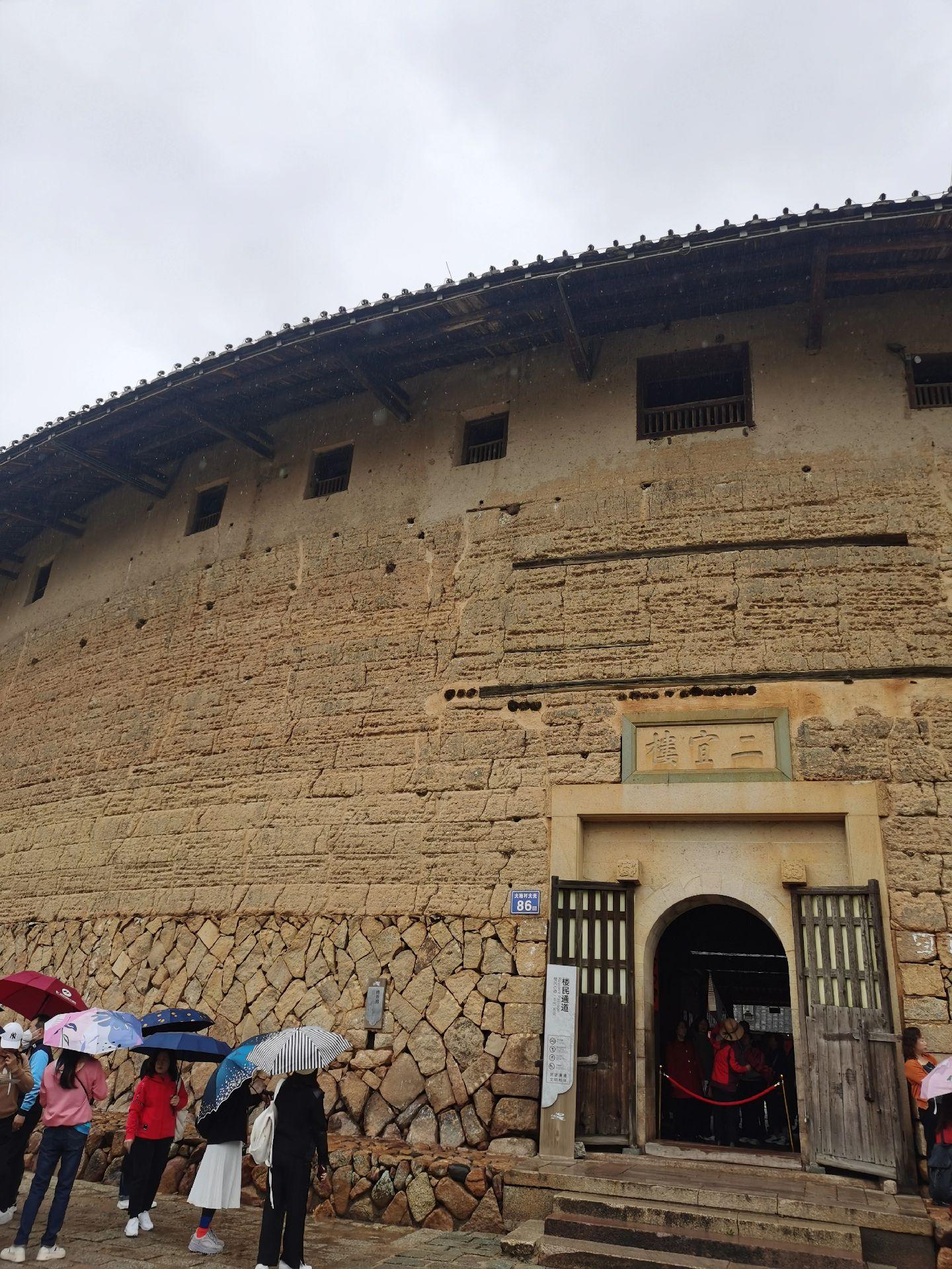 来华安土楼历经数百年风雨土楼群藏着岁月故事