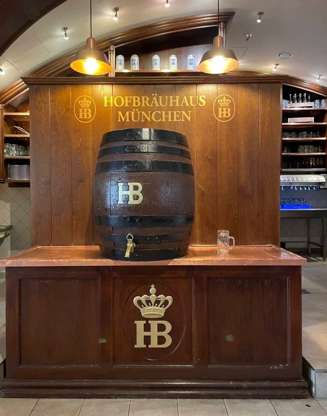 作为全球最大的啤酒屋,这里400年历史的老建筑里藏着数不尽的巴伐利亚