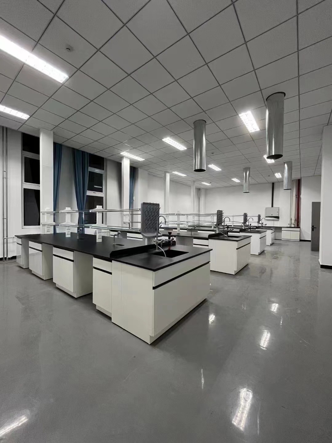 实验室台柜真的是实验室的灵魂所在呀!