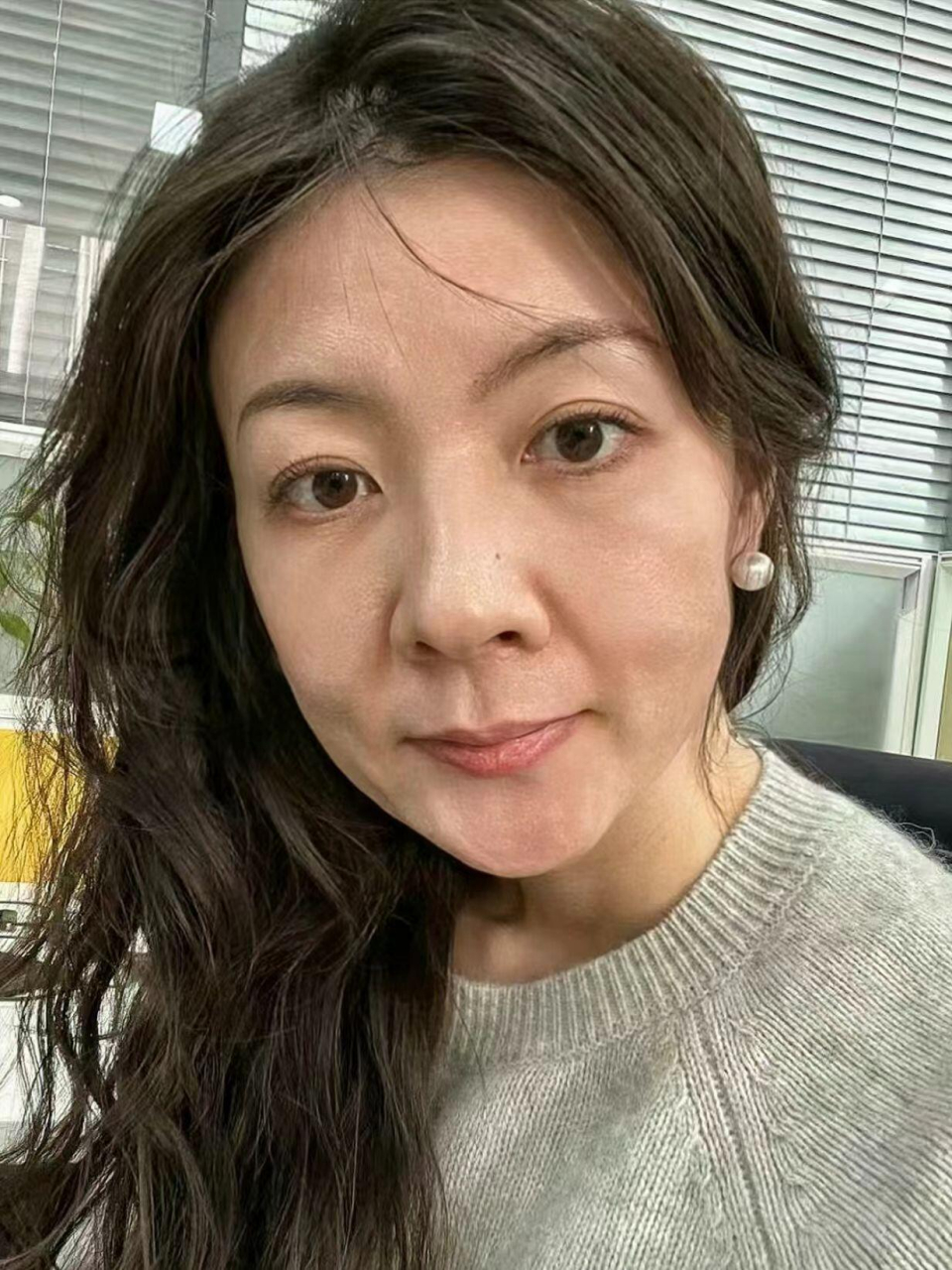 才过40岁老如枯木,老公威胁我:再不弄漂亮就离婚!