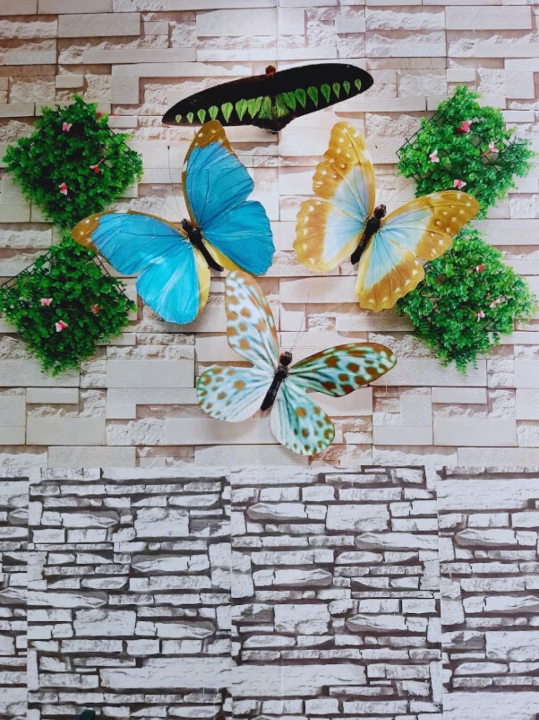 蝴蝶墙绘图片大全简单大方蝴蝶民宿外墙的打卡彩绘蝴蝶纹路铺装墙面