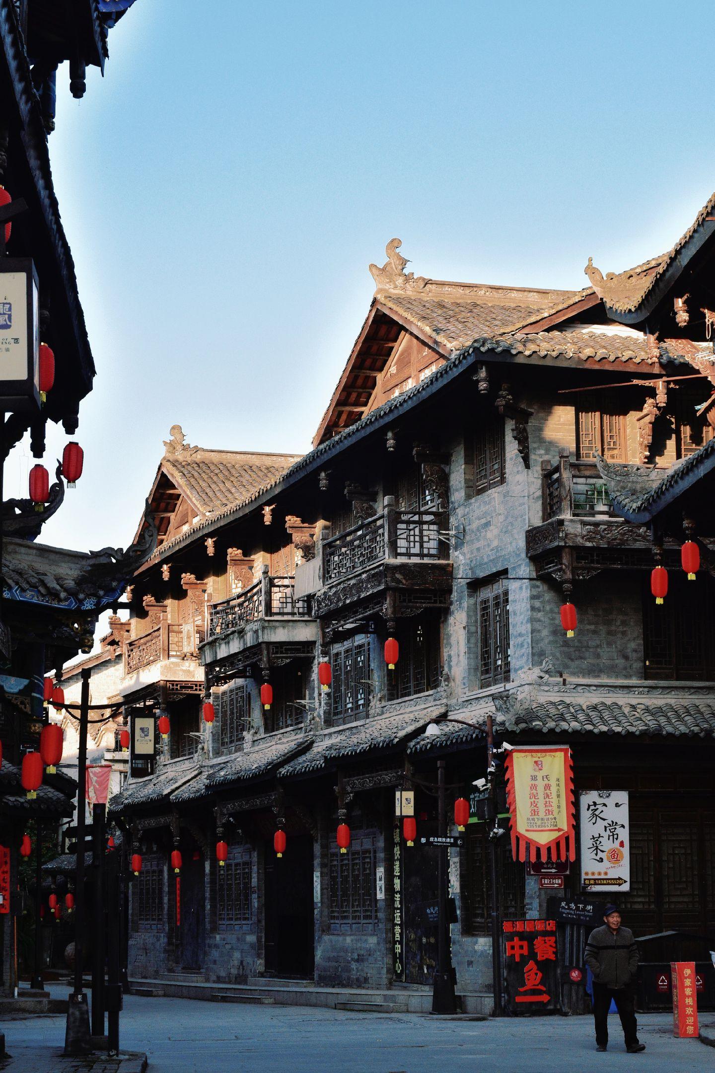 挖到个宝藏水乡!龙凤古镇的青石板会唱歌!