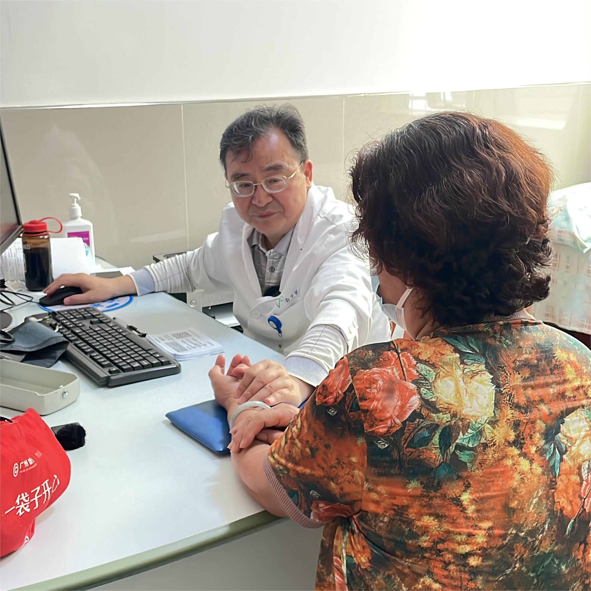 關于北京中醫醫院、價格親民,性價比高販子聯系方式_全天在線急您所急的信息