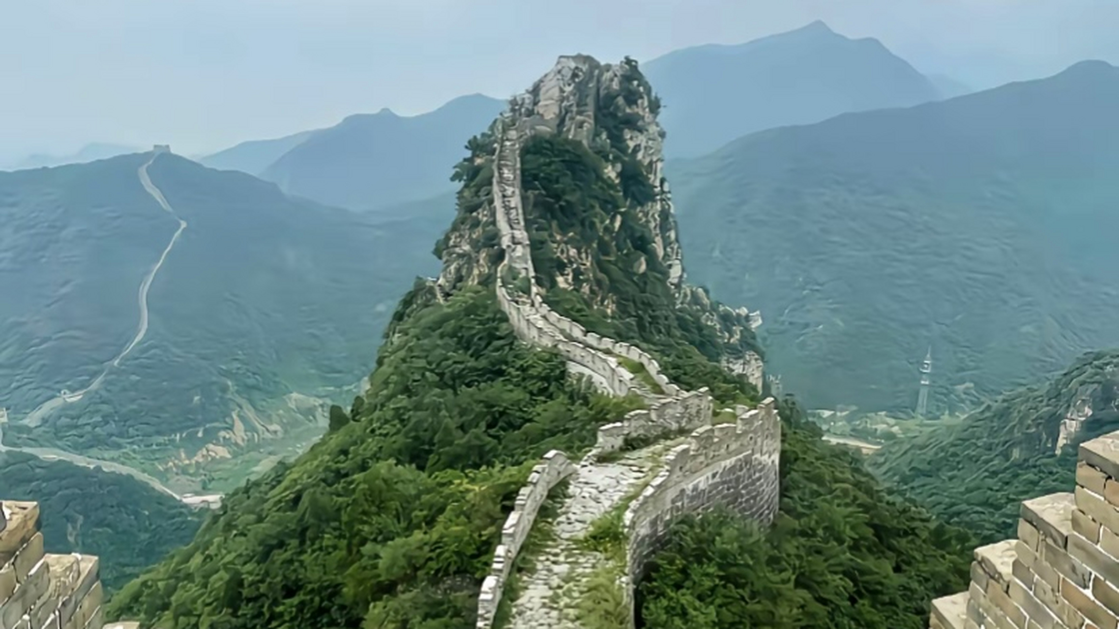 北京有名的景点,响水湖长城旅游风景区,它位于怀柔慕田峪长城西部,这