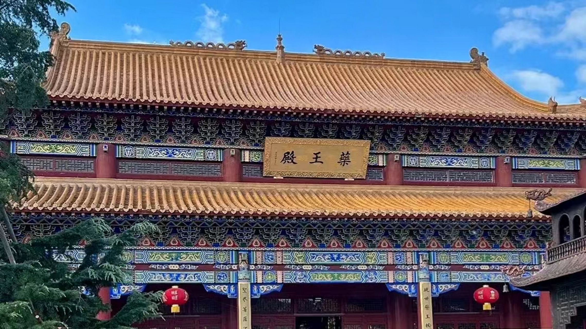 唐山大药王寺,坐落于唐山丰南区,始建于明嘉靖二十七年,每年农历四月