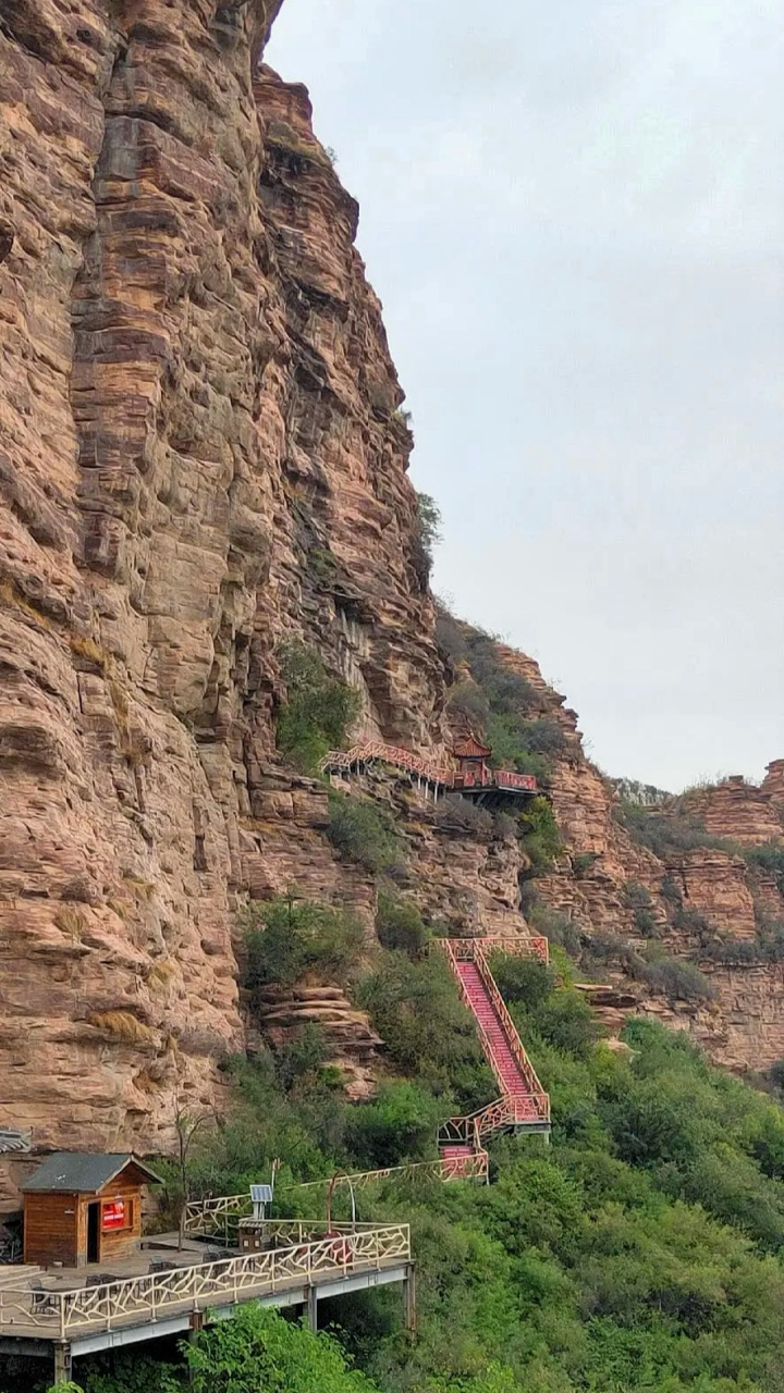 赞皇石柱山风景区电话图片