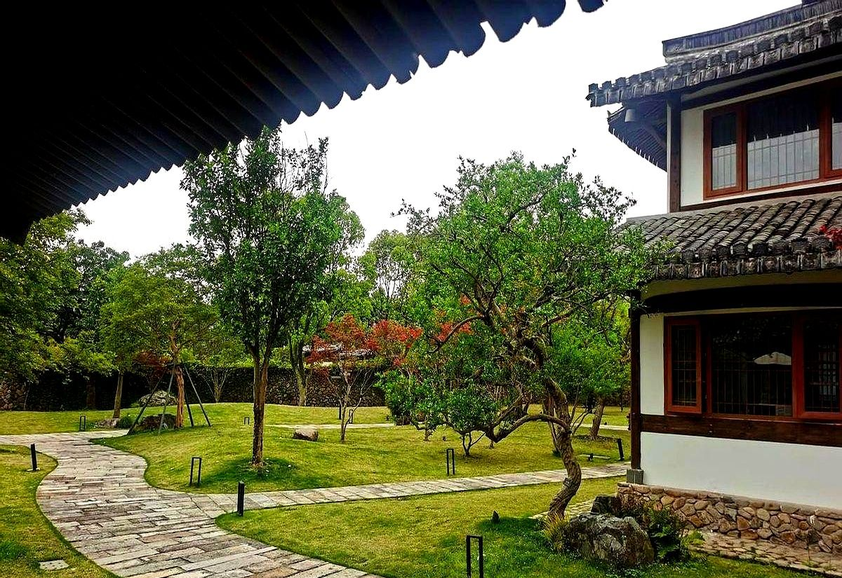 为什么中美贸易争端,没国家跟中国一块儿对抗?