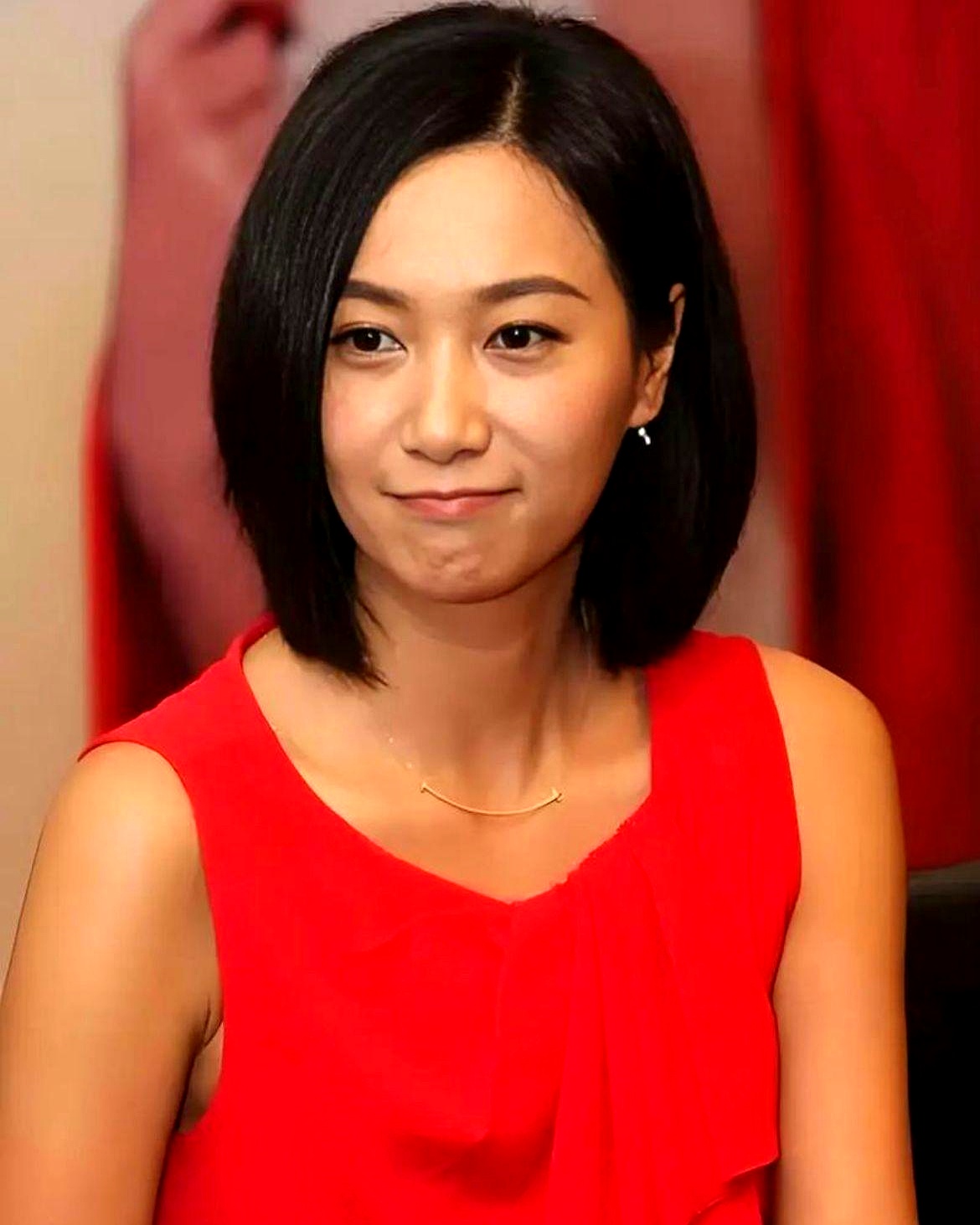 2023年5月,号称"京圈才女"的徐静蕾,再次陷入"生子风波",有传言称她"