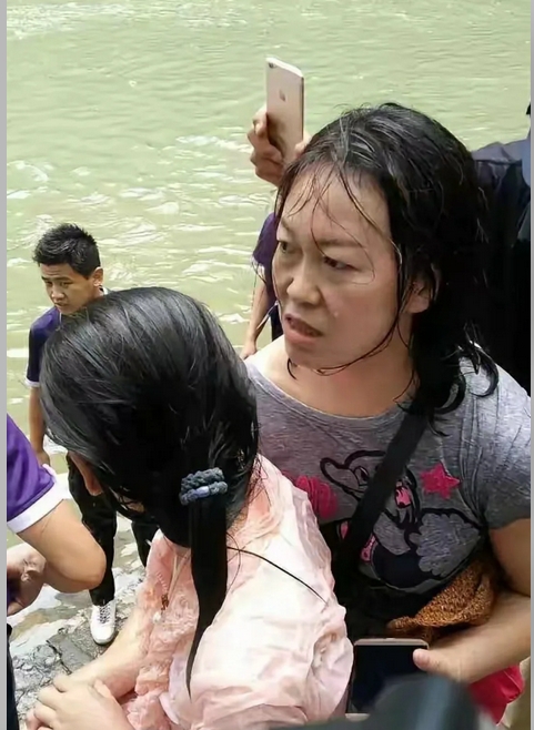 女生回家两天后报案后落水溺亡