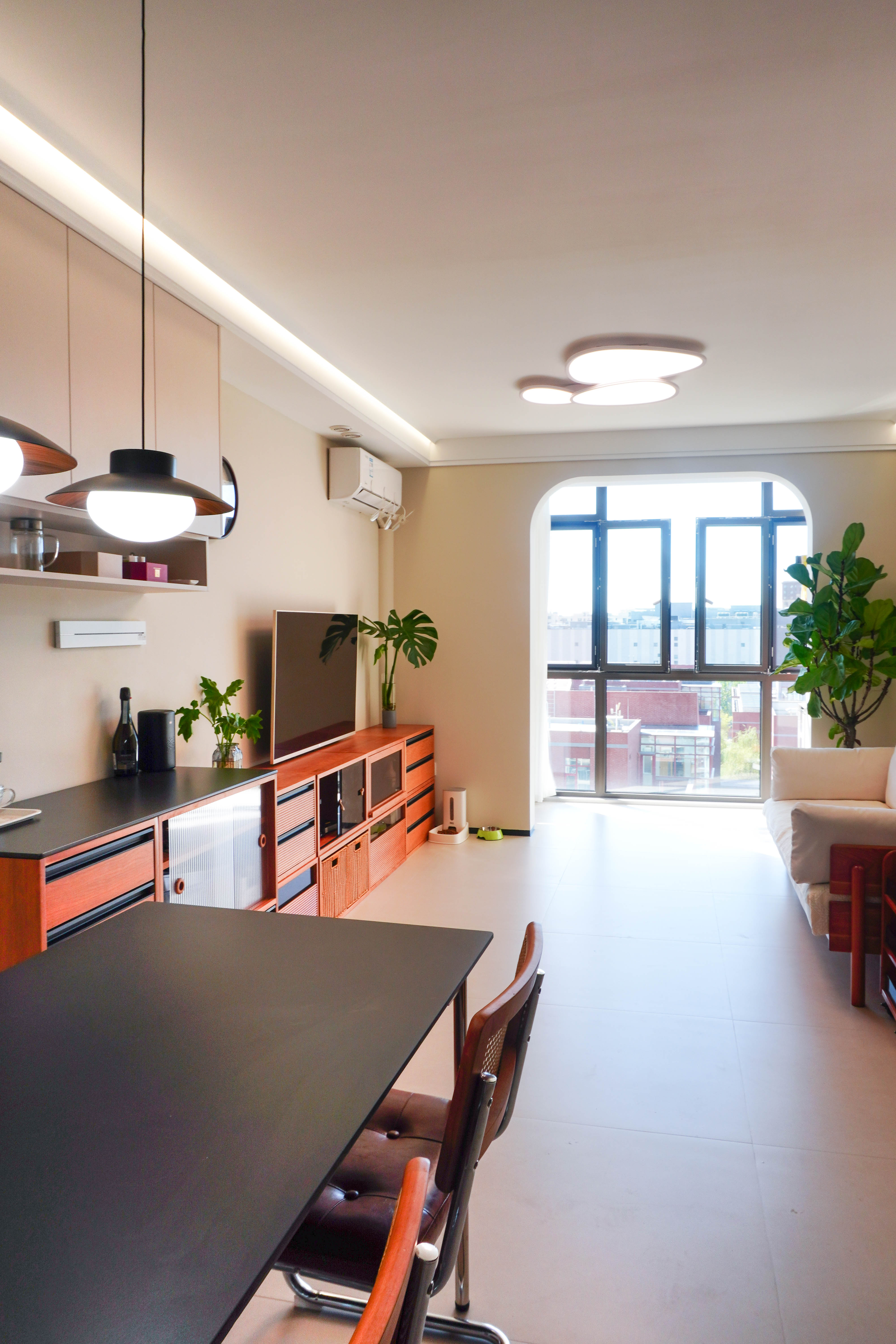 主卧铺木地板,做了顶面餐厅铝扣板吊顶装修效果图 现代 简约玄关双