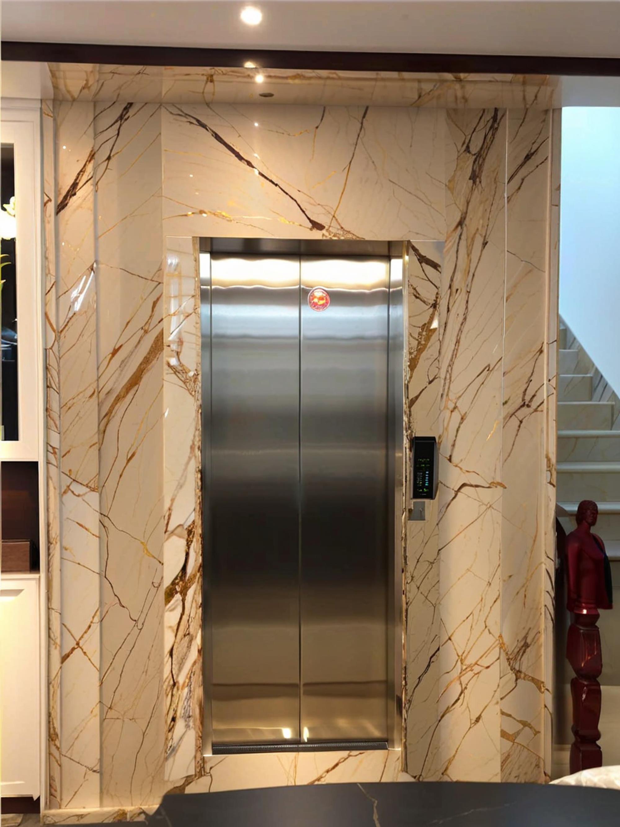 电梯厂家维保费用多少?