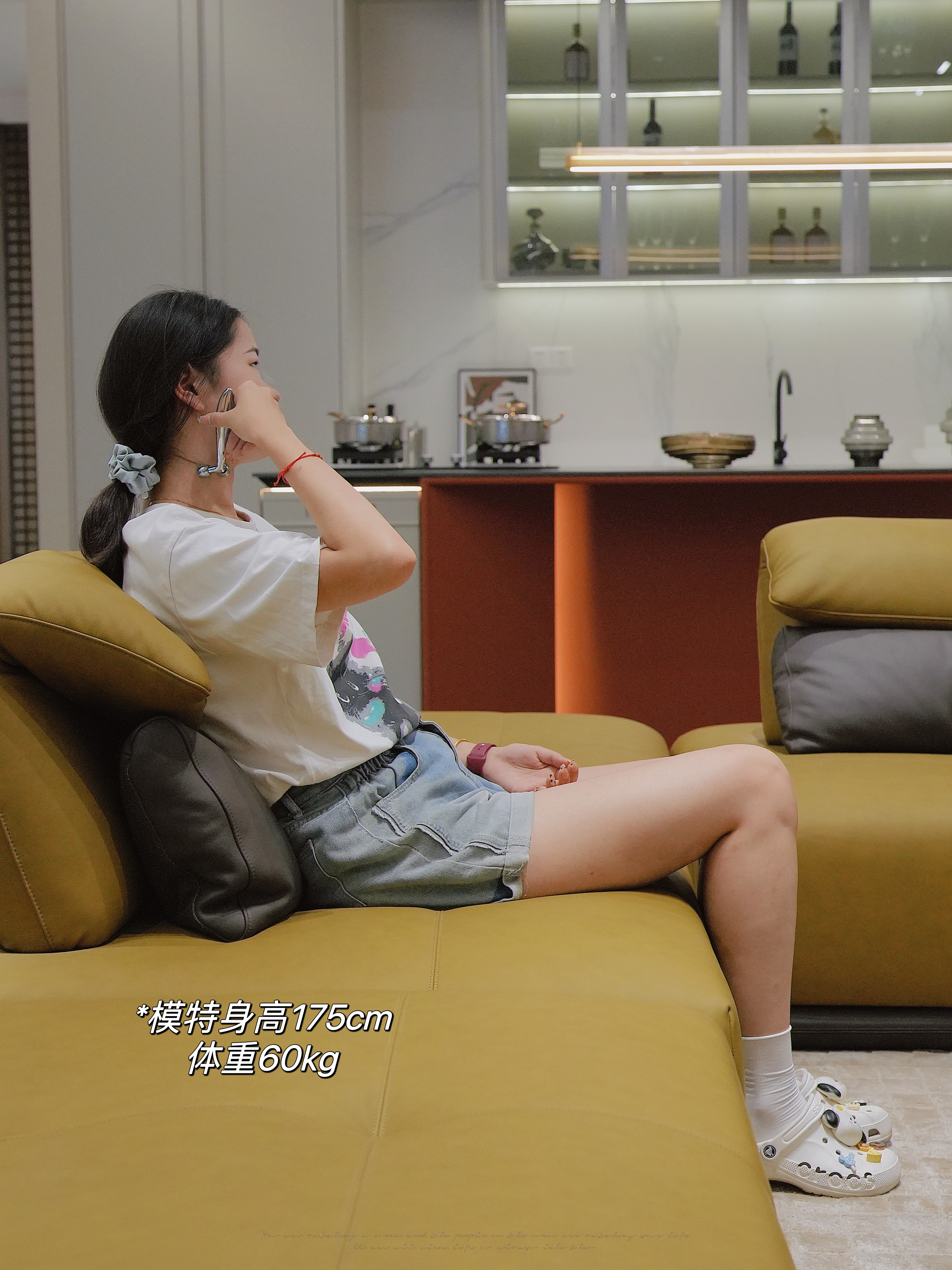 沙发的舒适度 关键在于高度和深度 高,矮,胖,瘦 对沙发的座深和溉度