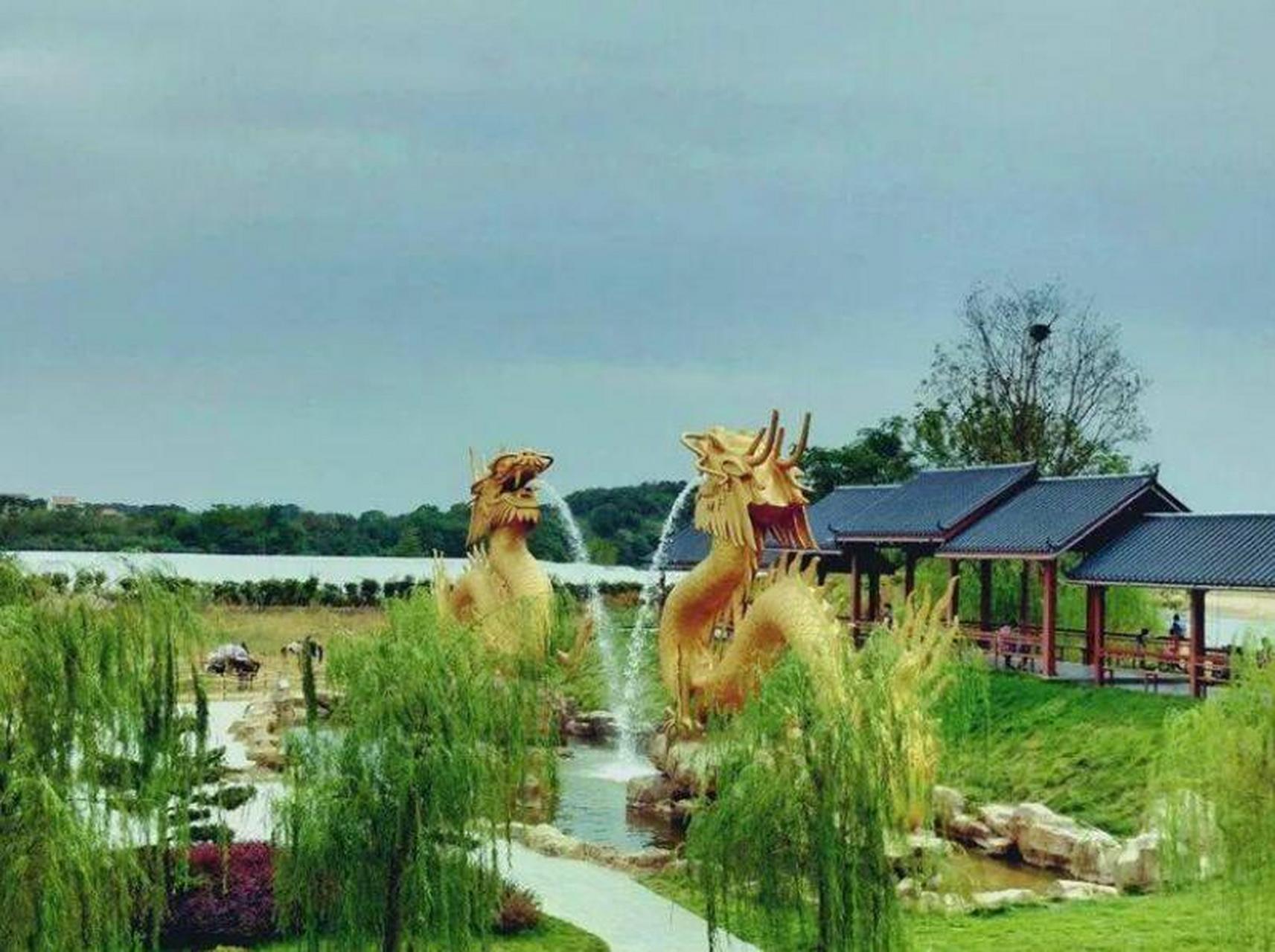 夏天的武汉木兰水镇也太美了,是武汉独有的江南水乡韵味!