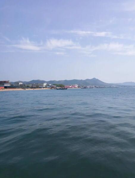 夏天,辽宁大连李官海边真是玩水的好地方