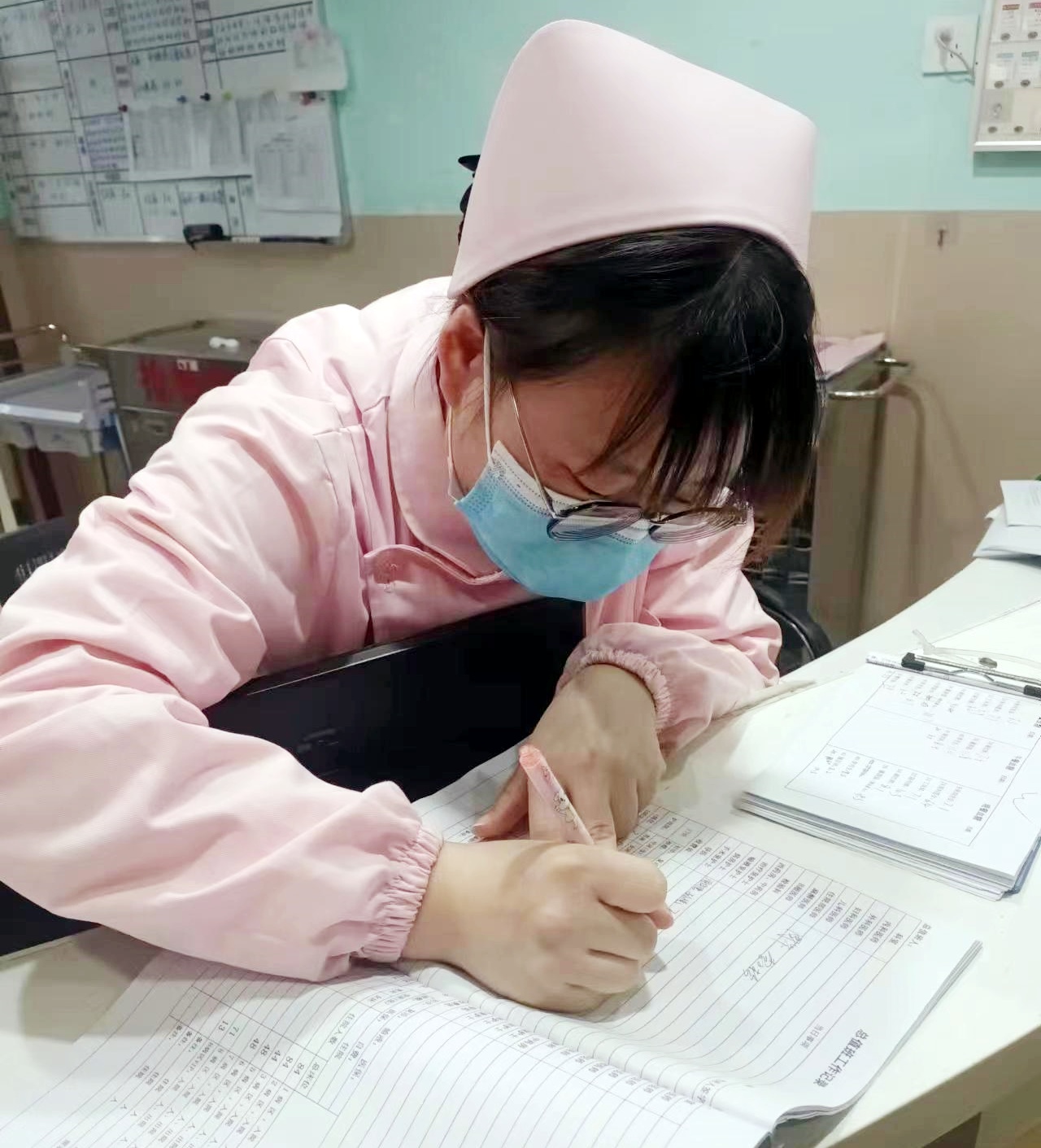 上海精神科医院排名前十名# #上海哪个医院看精神科最护士工作图片