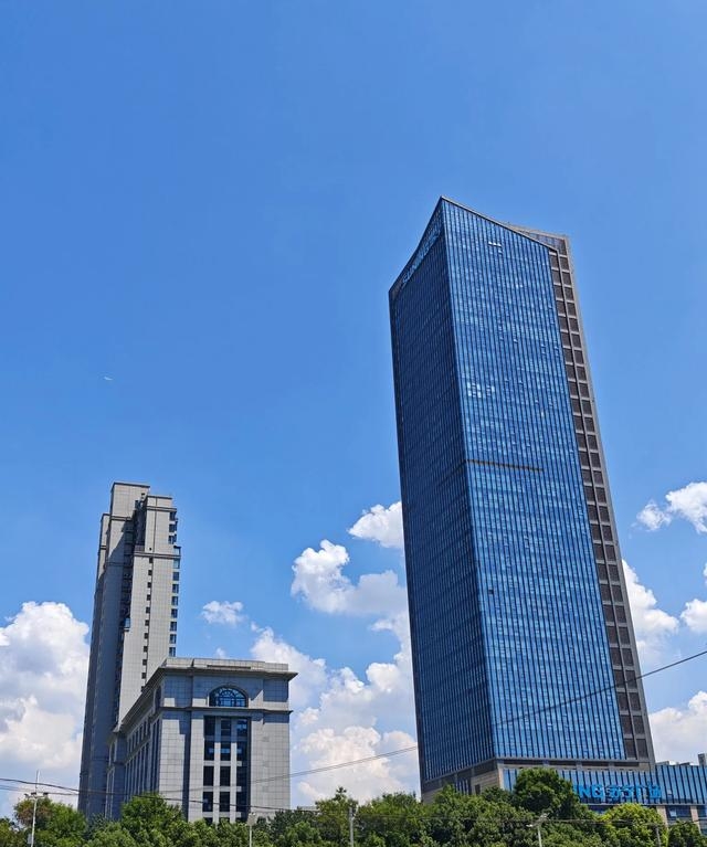 考场里边儿,会计算的题密密麻麻,瞅一眼都让人头皮发麻