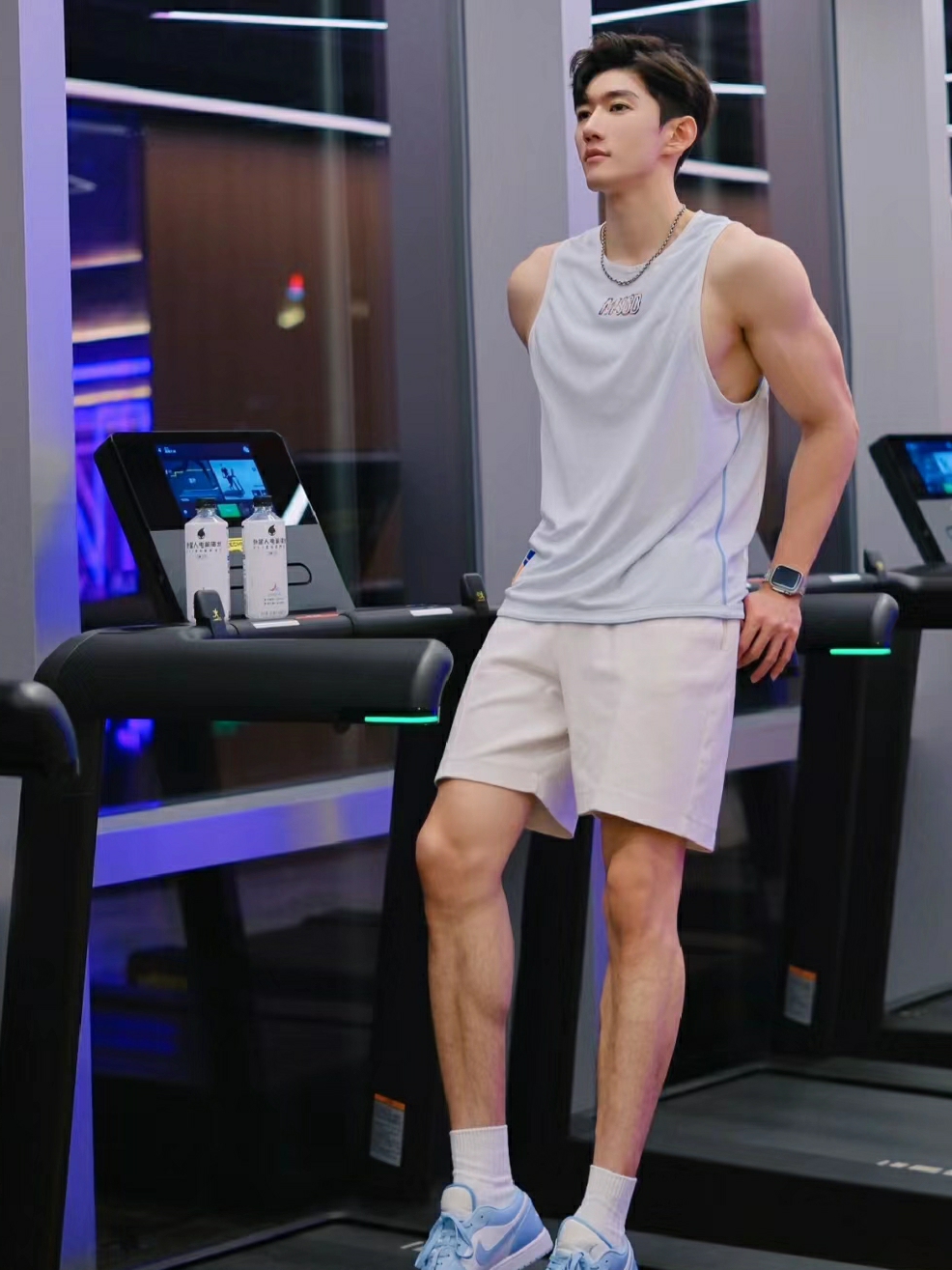 光阴荏苒,岁月并不曾遗忘什么,也不曾提醒我们什么