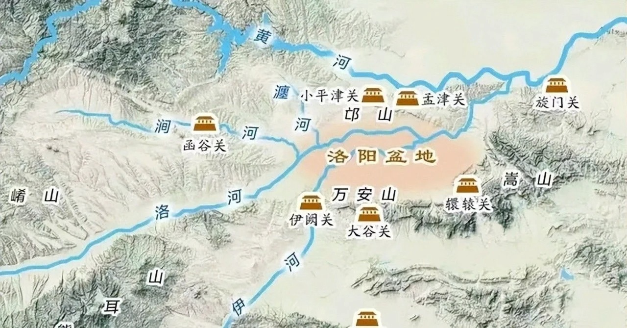 洛阳盆地内部平原广袤,地势平坦开阔,交通 便利,气候温暖,物产丰茂