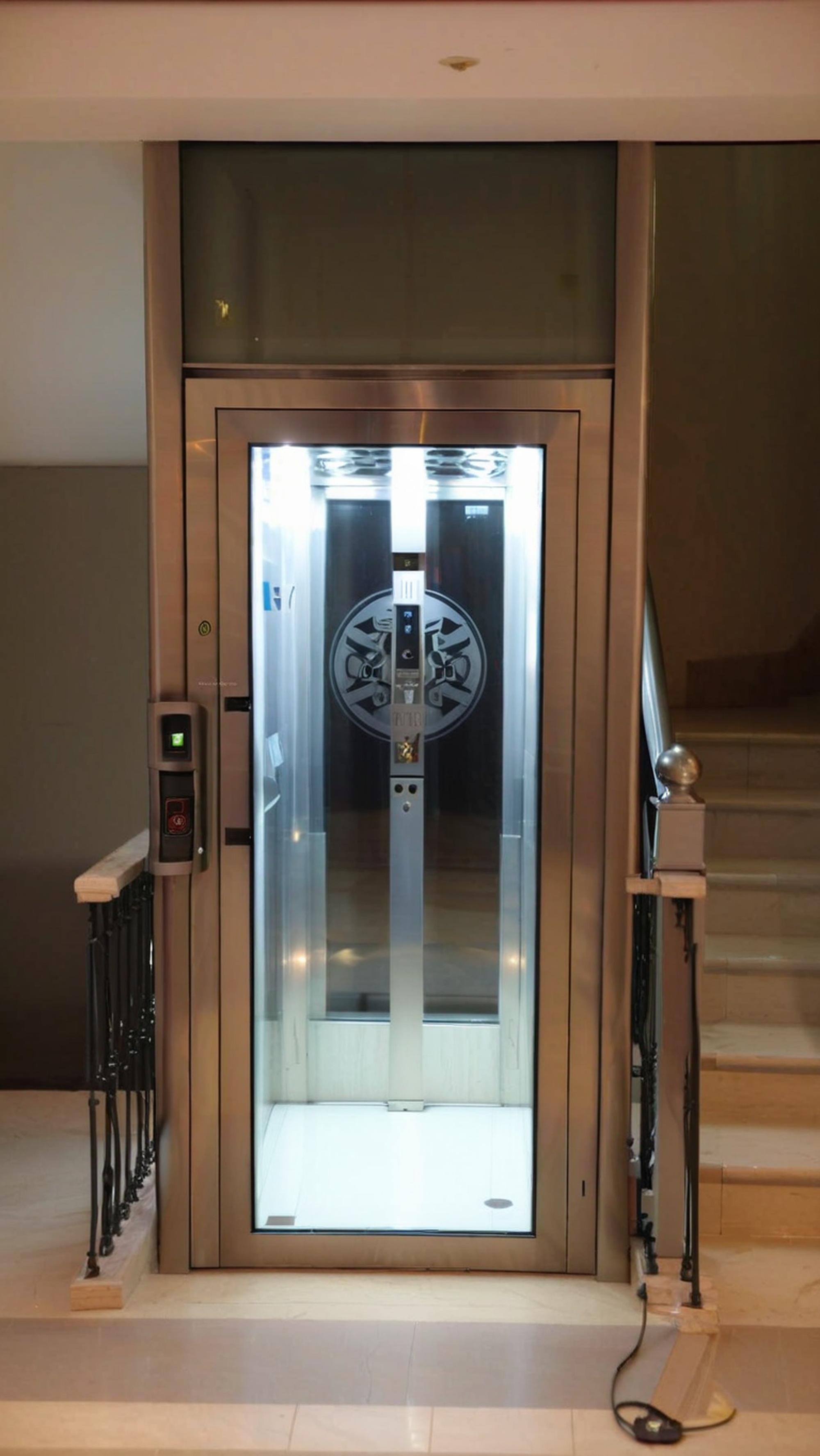 三层家用电梯的现代化设计对成本的影响主要体现在以下几个方面: