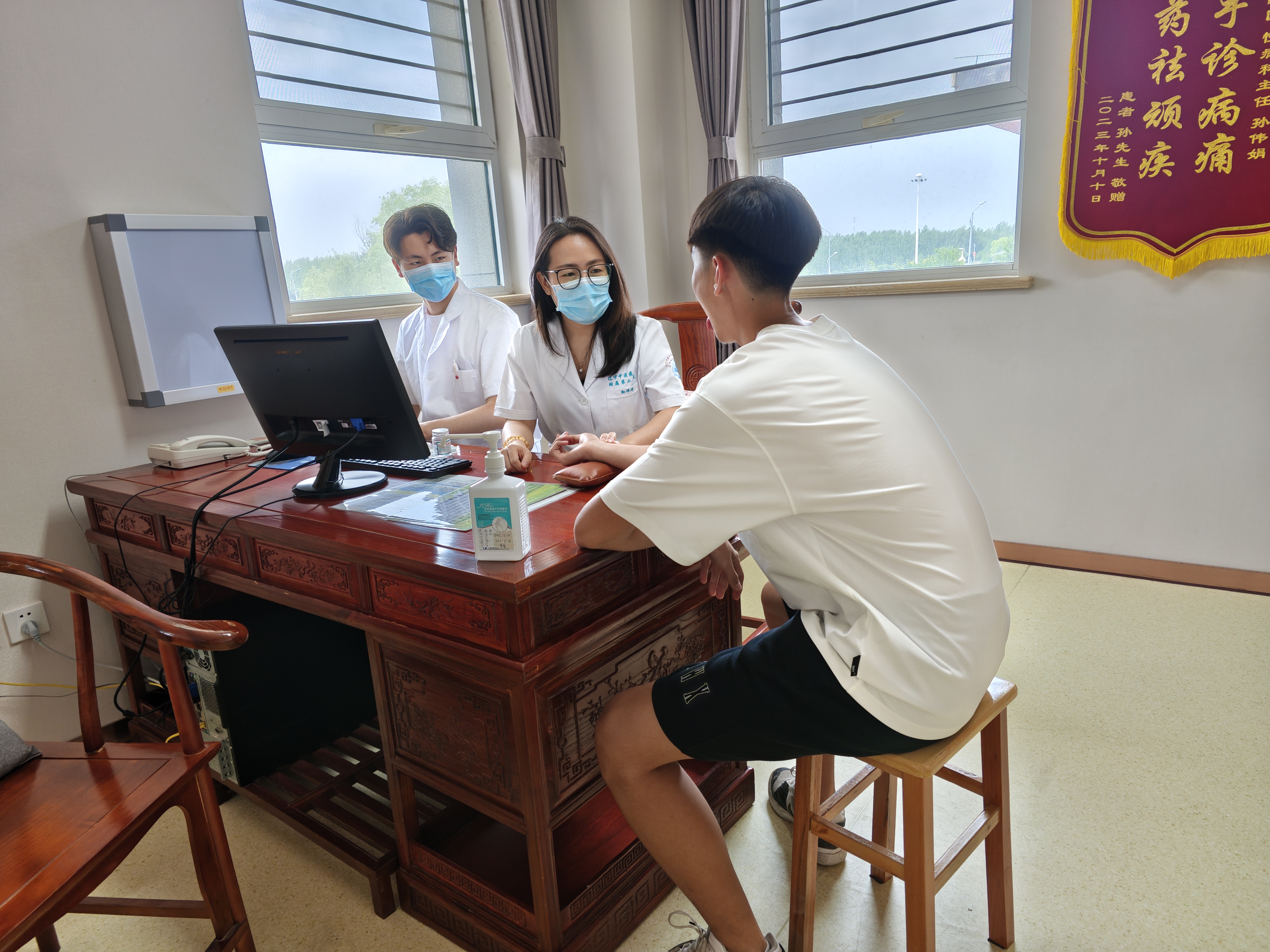 包含河北省人民医院问诊代挂陪诊就医的词条