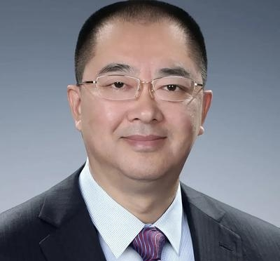 他曾是日薪77万的"打工皇帝",恒大 ceo 夏海钧