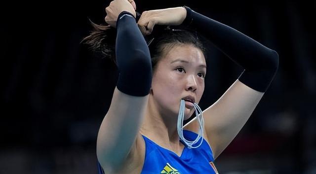 中国女排近年的高光时刻,非 2016 年里约奥运会半决赛和决赛莫属,当时