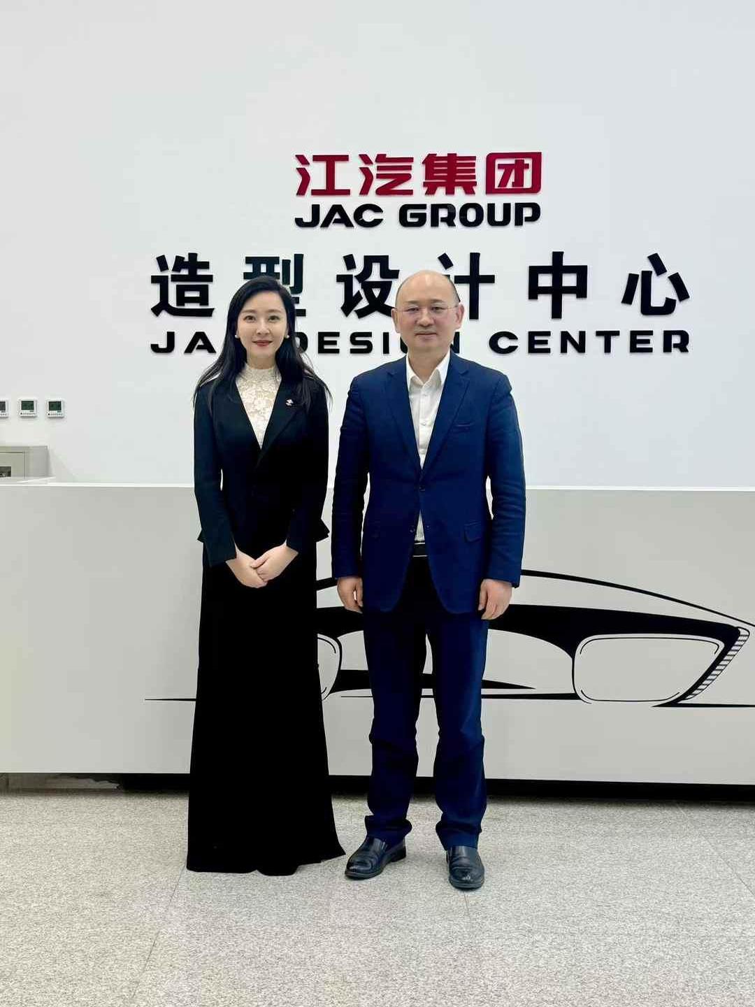 与江淮汽车项兴初董事长畅聊汽车产业发展,聊与华为合作的心得,聊对尊