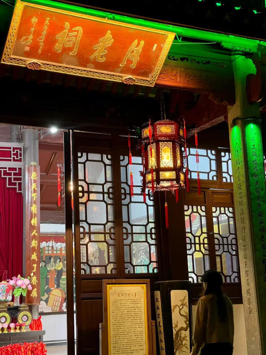 她说来找我之前自己已经找好几位师傅看过了,都说