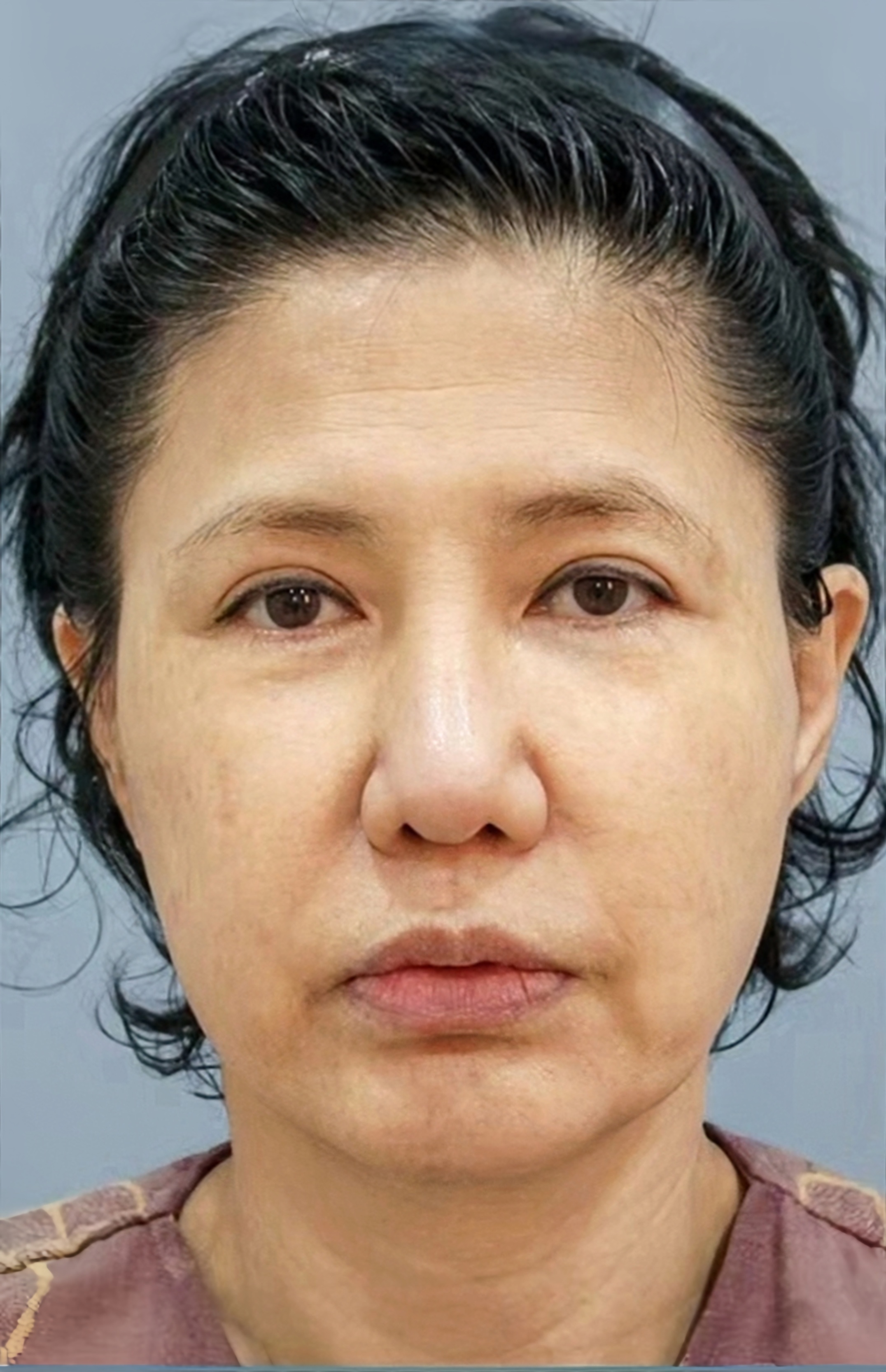 但当照了镜子