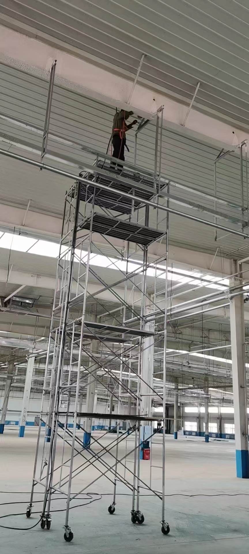 脚手架施工工地的防范措施包含以下这些