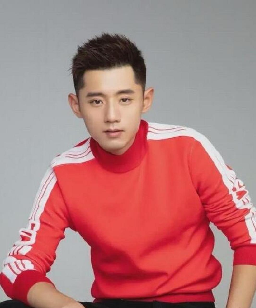 张继科以前和广州这个公司有过合作,后来曝光了丑闻导致合作终止,估计