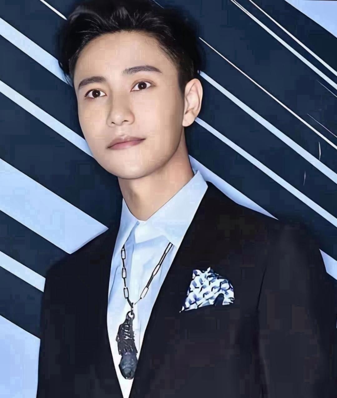 演员陈坤说他这辈子最痛心的不是没结婚生子恋爱经历也不多而是19