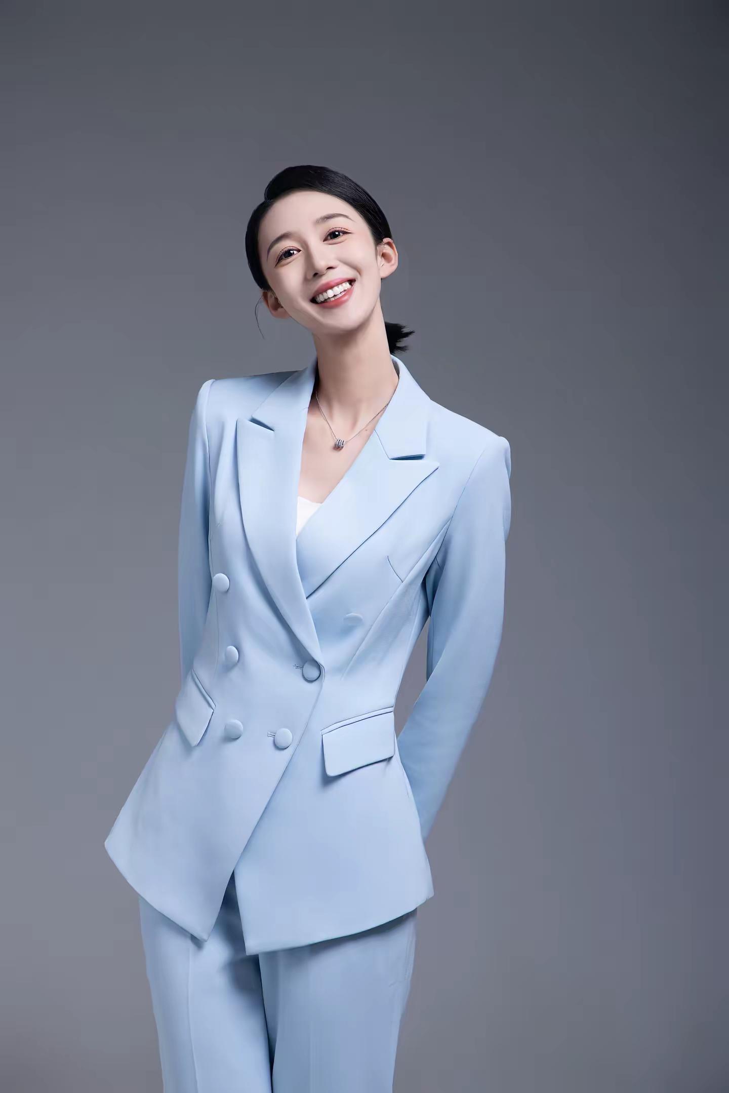 用一组形象照开启当老师的第六年用最初的心,走最远的路