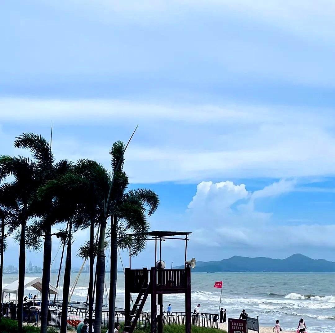 在公司上班时间长了 好像有那么一个现象 就是至少