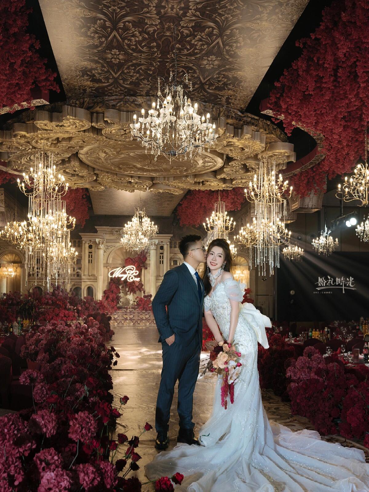 姐妹们,可以先暂停手里的事情,恭喜我一下吗 4年