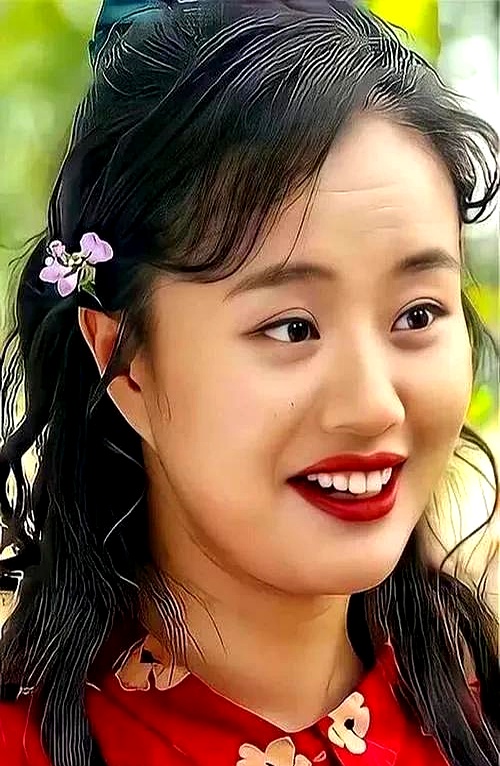 一个1985年出生于辽宁,毕业于中央戏剧学院表演系的