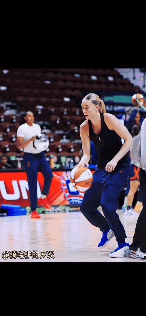 wnba佩奇布克斯这动作也太美了! 这投篮简直像慢动作回放!