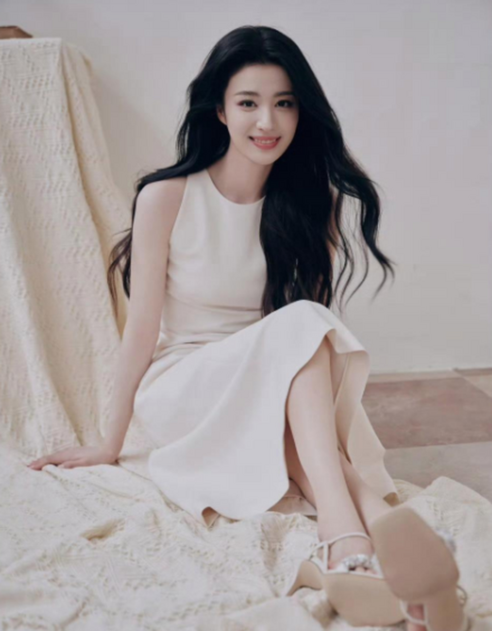 王楚然很优雅漂亮的妹纸呀?