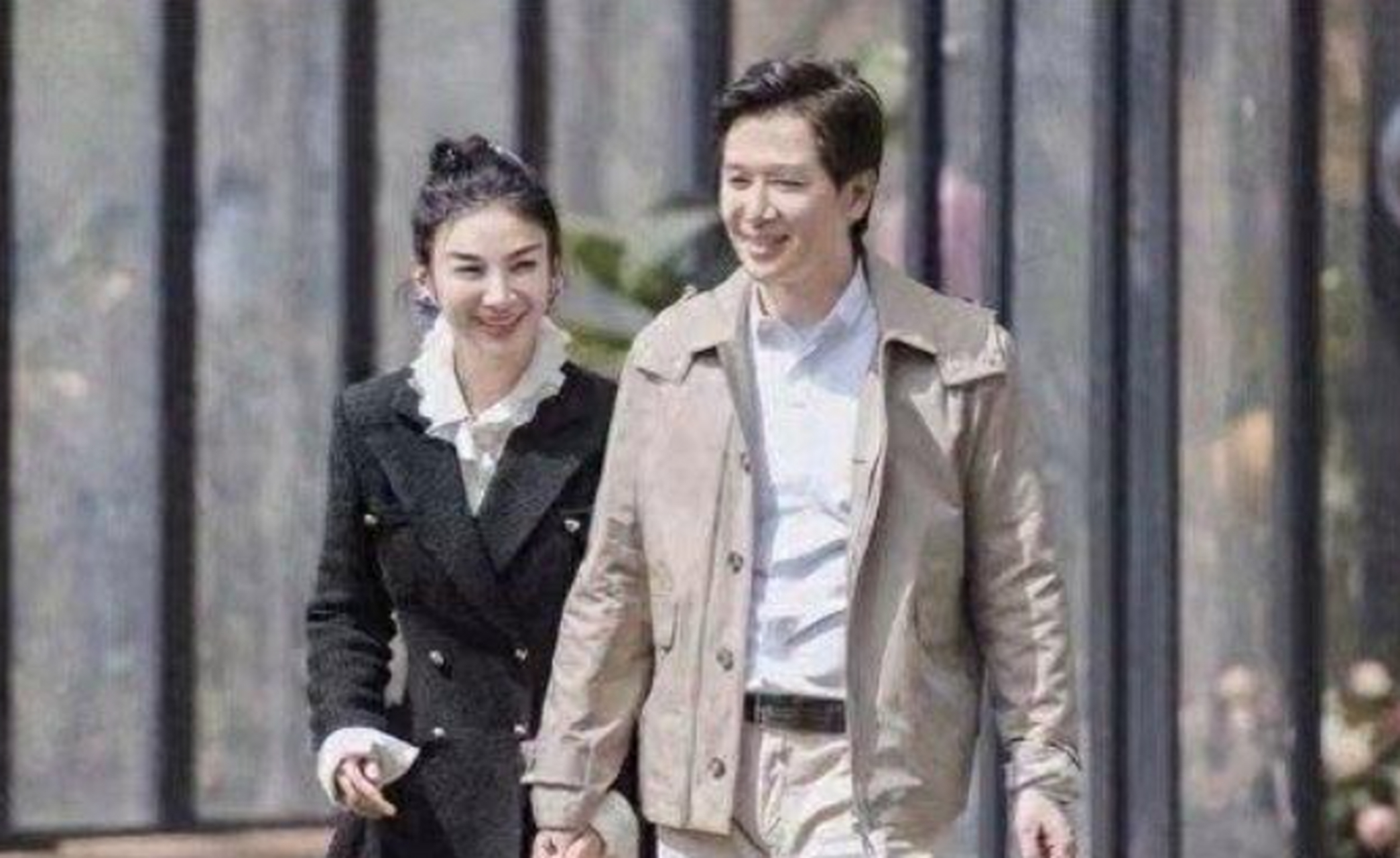 黄奕和学霸老公崔伟好般配, "上错花轿嫁对郎"的黄奕终于找到自己幸福